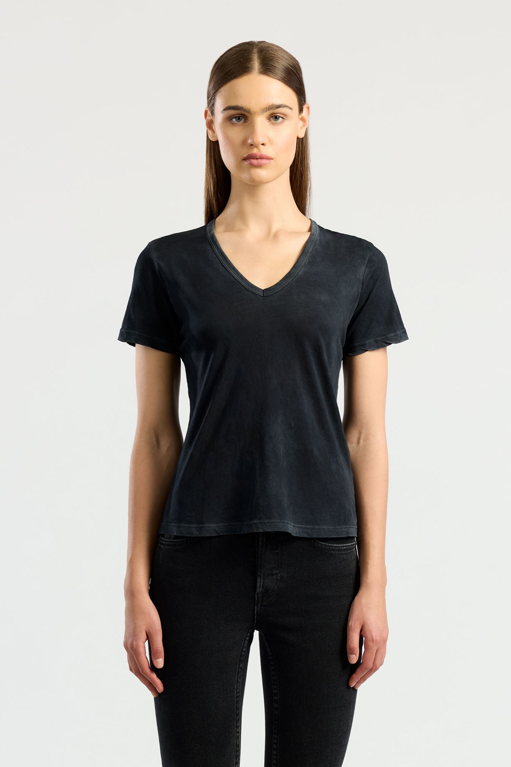 Standard V-Neck Tee – Cotton Citizen