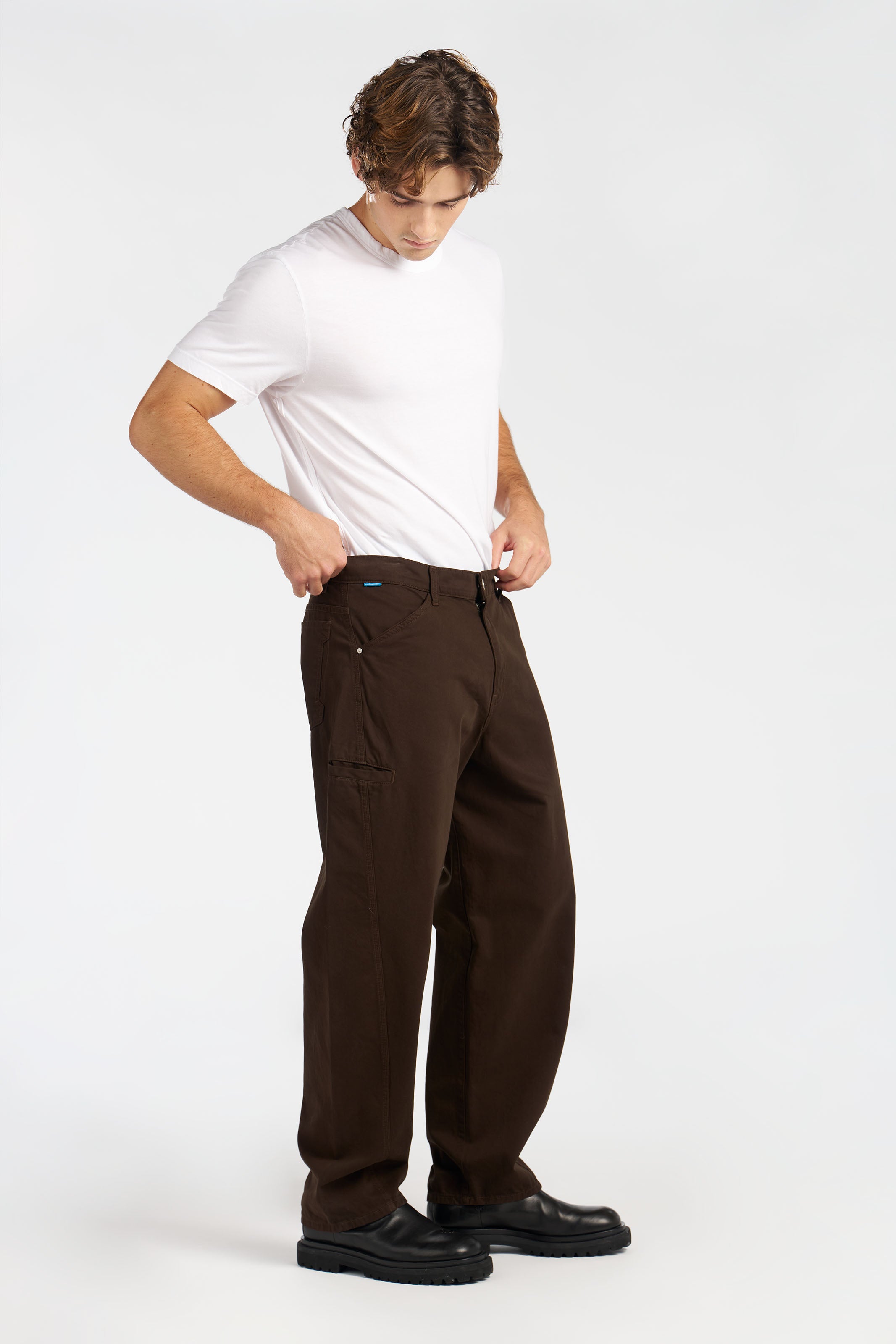 Jackson Relaxed Barrel Leg Twill Pants | COTTON CITIZEN – Cotton