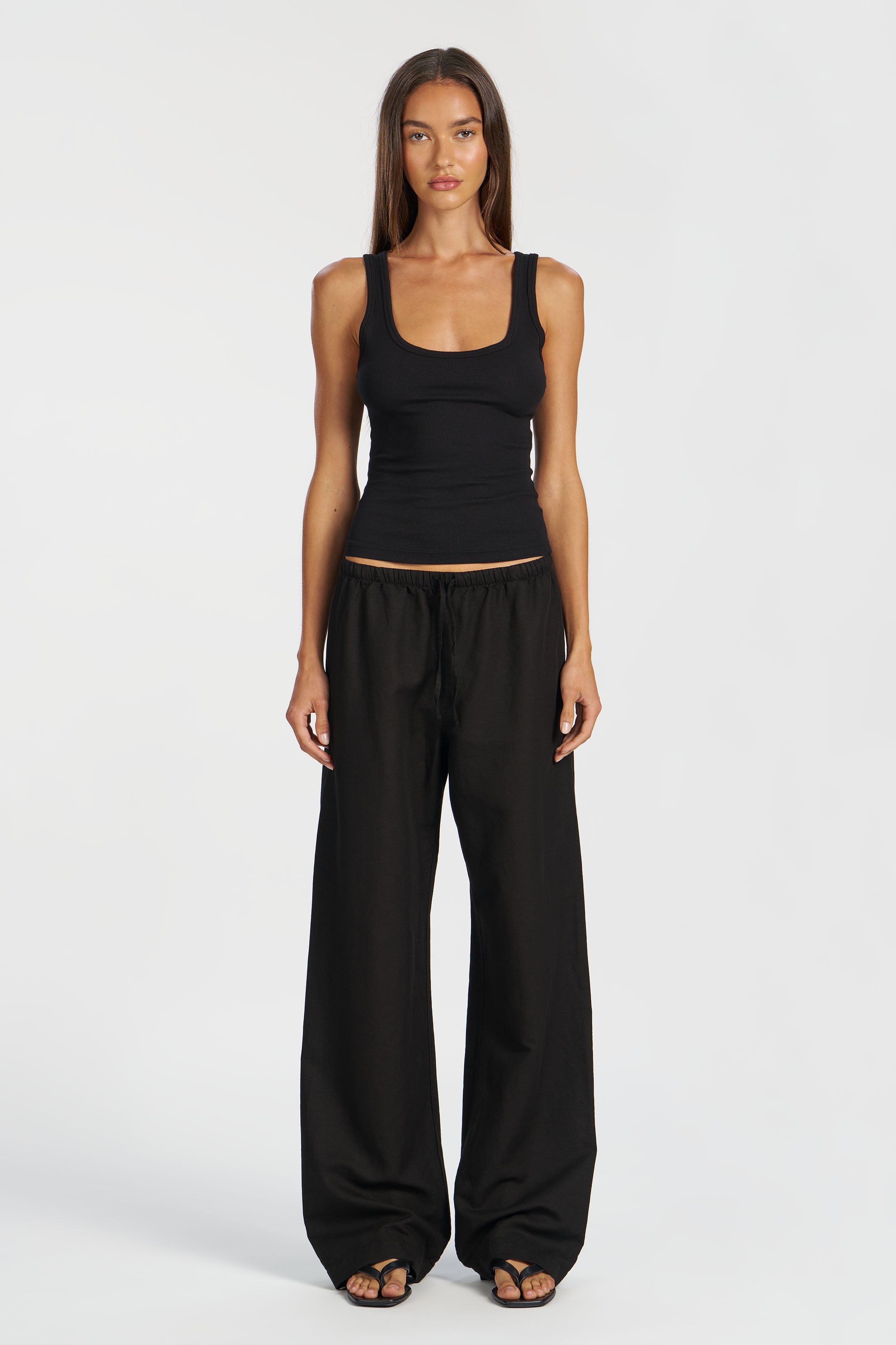 Verona Scoop Tank – Cotton Citizen