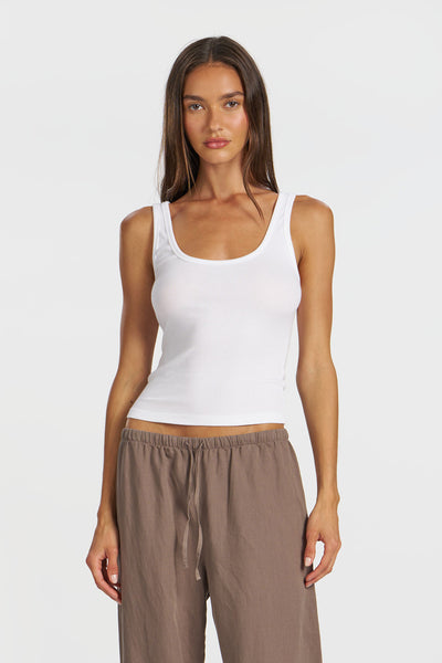 W137064_VERONASCOOPTANK_SUMMER