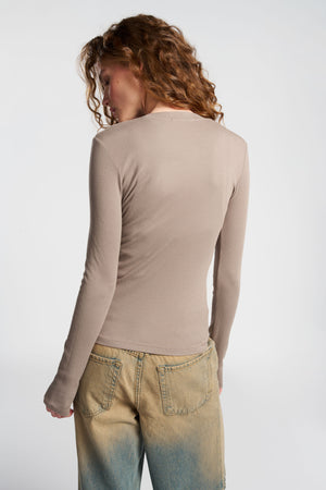Verona Henley