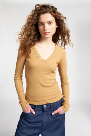 Verona U-Neck Shirt