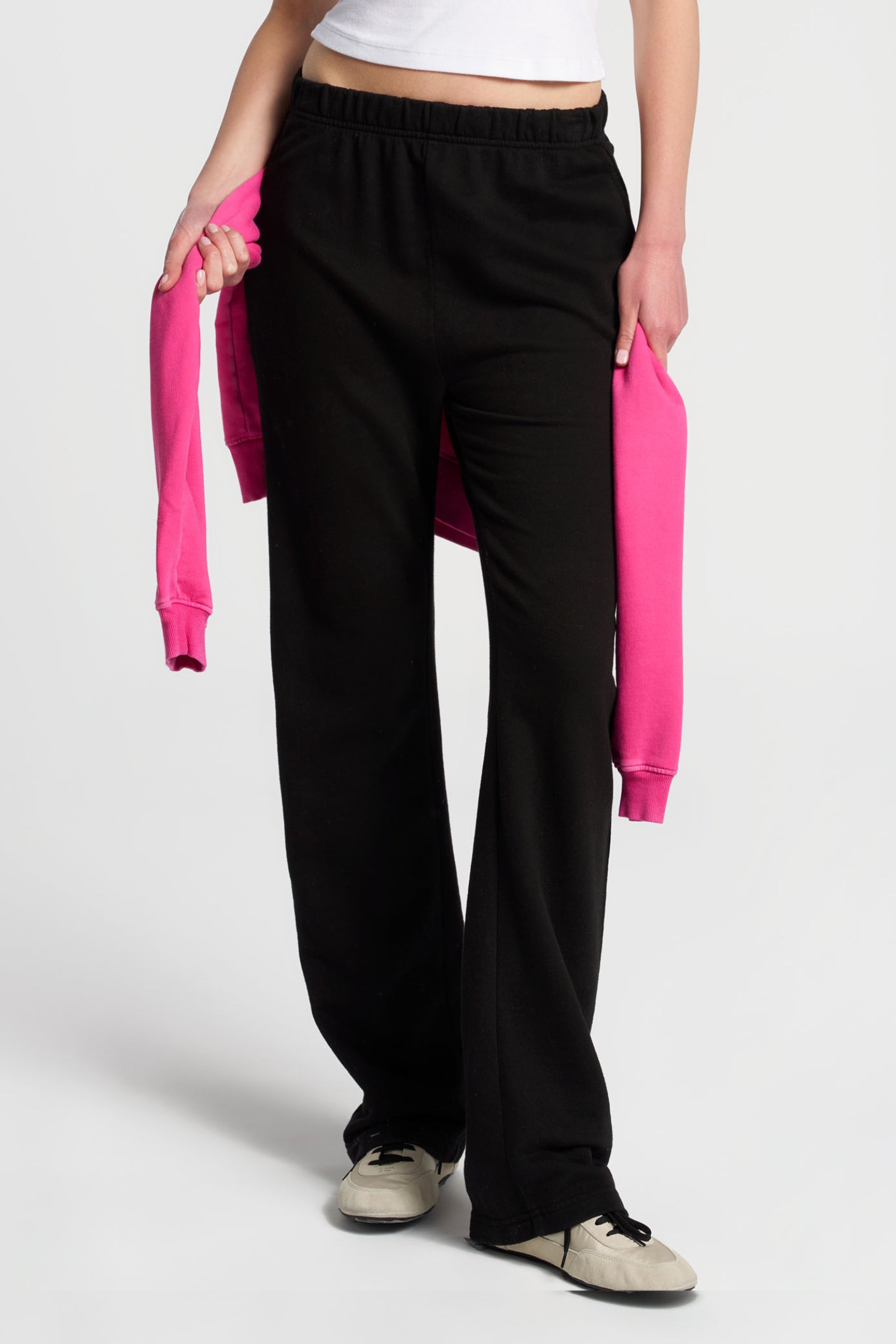 W442961SS25ROMASWEATPANTJETBLA